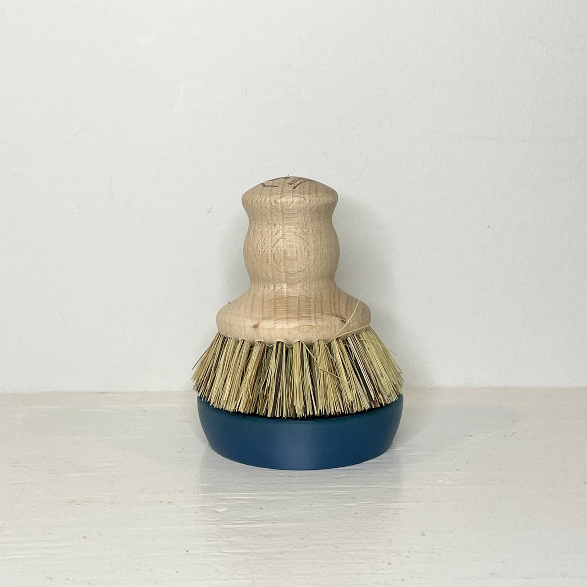 Pot Brush